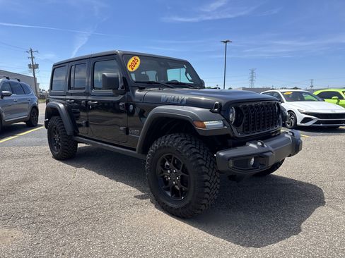 Used 2025 Jeep Wrangler Unlimited Sport S 4xe AWD/4WD image 4