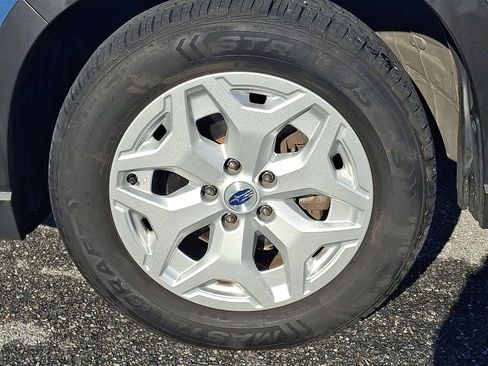 Used 2019 Subaru Forester w/ Alloy Wheel Package image 9