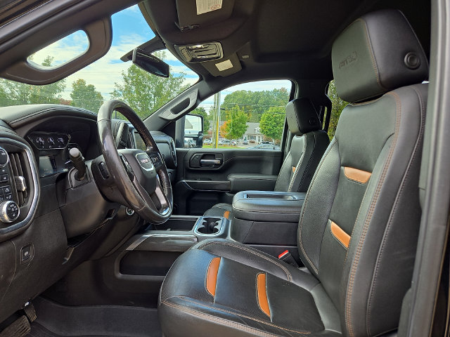 Used 2022 GMC Sierra 2500 AT4 AWD/4WD image 2