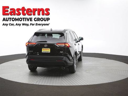 Used 2023 Toyota RAV4 XLE AWD/4WD image 38