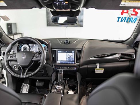 Used 2024 Maserati Levante Modena Ultima image 39