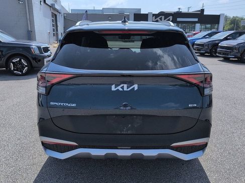 Used 2023 Kia Sportage EX AWD/4WD image 6