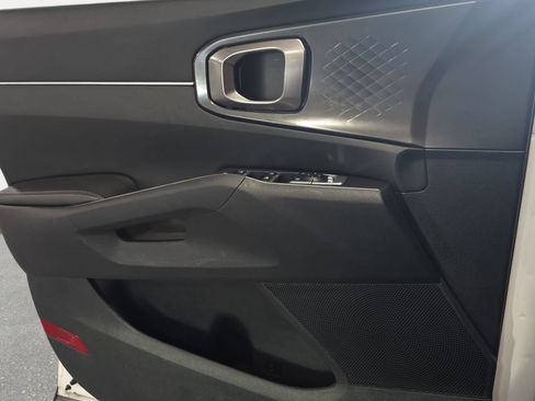 Used 2025 Kia Sorento S w/ Panoramic Sunroof Package FWD image 25