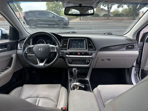 Used 2018 Hyundai Sonata Limited FWD image 16