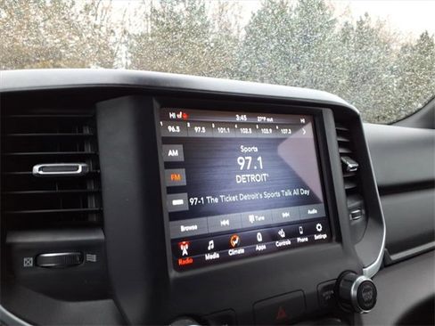 Used 2021 RAM 1500 Big Horn image 17