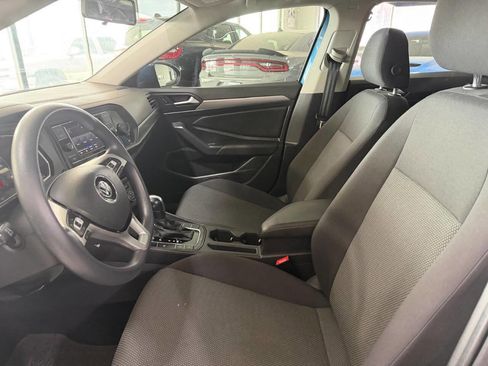 Used 2020 Volkswagen Jetta SE image 19