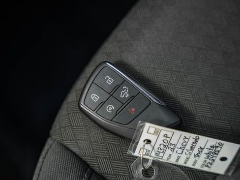 Used 2023 Chevrolet Silverado 1500 LT image 43