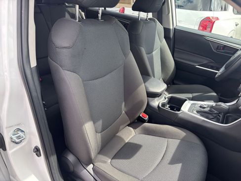 Used 2025 Toyota RAV4 LE image 35
