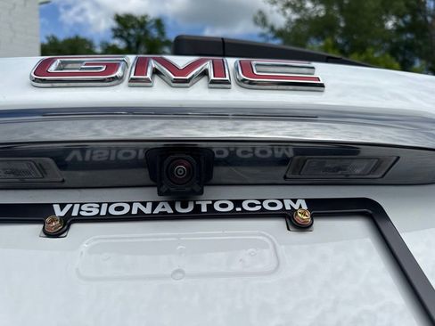 Used 2024 GMC Terrain AT4 w/ LPO, 'HIT The Road' Package AWD/4WD image 16