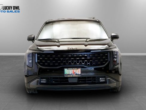 Used 2025 Kia Carnival SX w/ SX Dark Edition Package FWD image 2