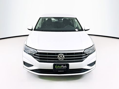 Used 2021 Volkswagen Jetta FWD image 2
