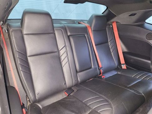 Used 2016 Dodge Challenger SRT Hellcat image 39