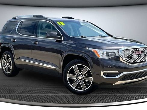 Used 2018 GMC Acadia Denali FWD image 3