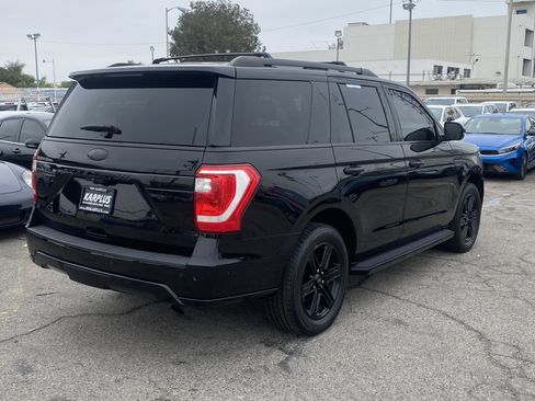 Used 2020 Ford Expedition XLT w/ Equipment Group 202A RWD image 8