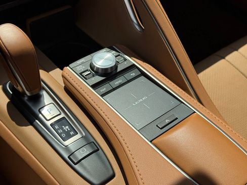 Used 2021 Lexus LC 500 Convertible w/ Touring Package RWD image 43