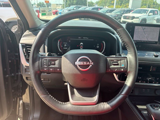 Used 2025 Nissan Rogue Platinum FWD image 22