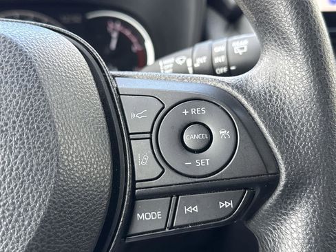 Used 2024 Toyota RAV4 XLE image 20