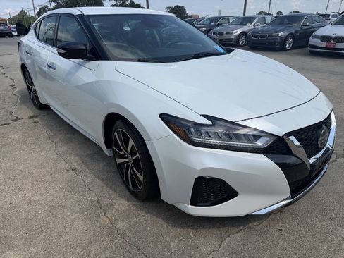 Used 2021 Nissan Maxima 3.5 SV w/ Floor Mat Group FWD image 4