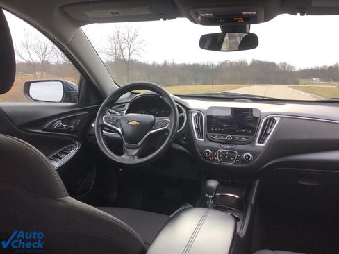 Used 2022 Chevrolet Malibu LT image 15