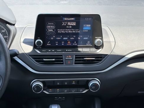 Certified 2025 Nissan Altima 2.5 S FWD image 14