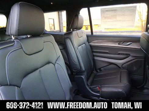 Used 2025 Jeep Grand Cherokee L Limited w/ Trailer Tow Package AWD/4WD image 26