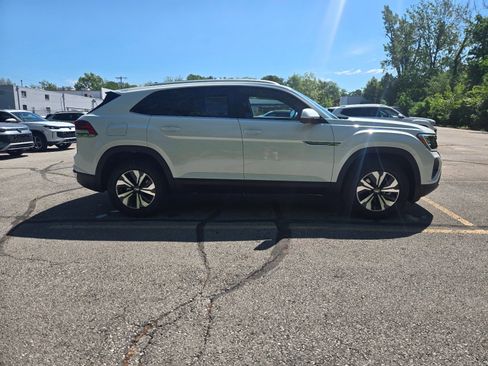New 2026 Volkswagen Atlas Cross Sport SE AWD/4WD image 6