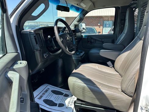 Used 2019 Chevrolet Express 2500 w/ Driver Convenience Package RWD image 31
