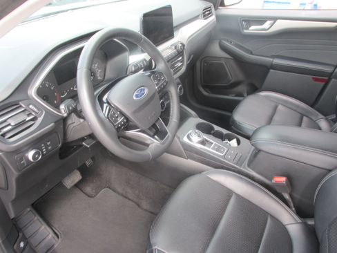 Used 2022 Ford Escape SEL image 25