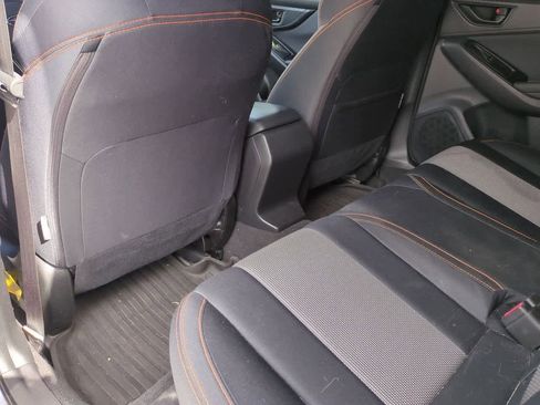 Used 2021 Subaru Crosstrek 2.0i Premium w/ Moonroof Package image 17