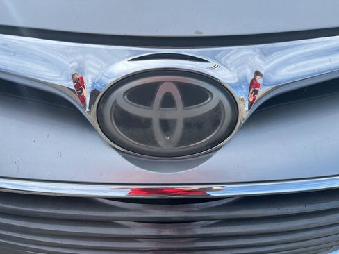 Used 2017 Toyota Avalon XLE Premium w/ Protection Package image 36