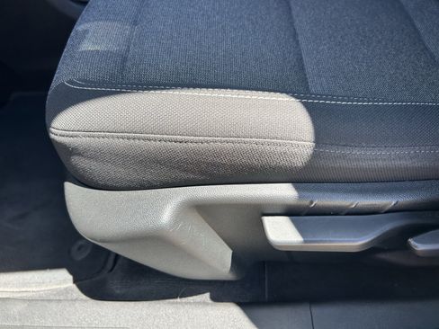 Used 2025 GMC Terrain Elevation AWD/4WD image 29
