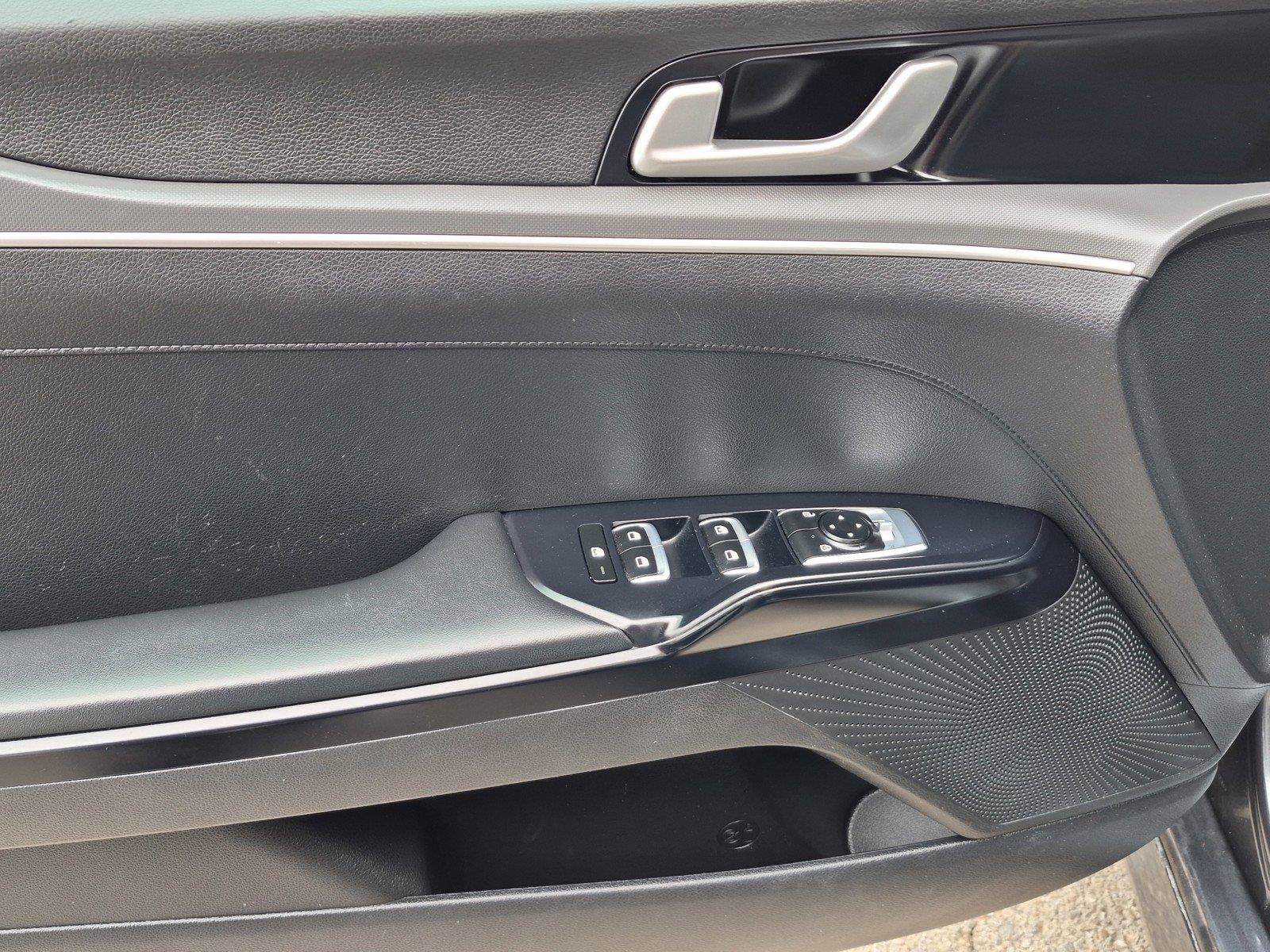 Used 2022 Kia K5 LXS FWD image 16