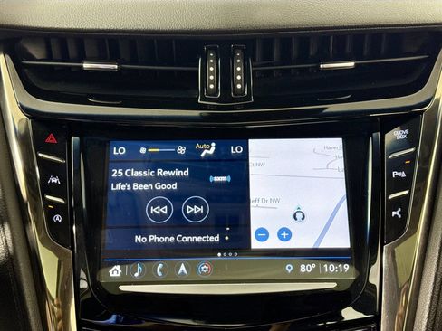 Used 2018 Cadillac CTS Premium Luxury image 16