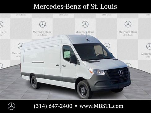 New 2025 Mercedes-Benz Sprinter 3500 image 1