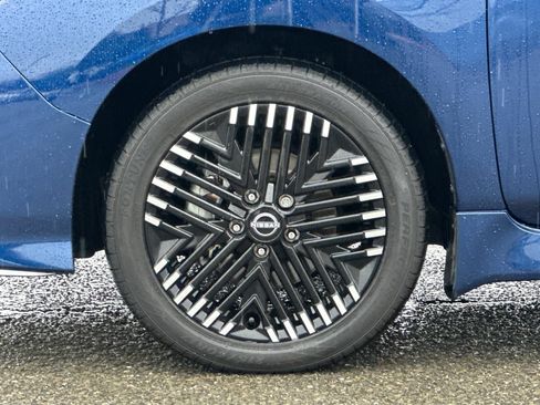 Certified 2024 Nissan Leaf SV Plus image 33