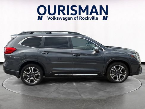 Used 2023 Subaru Ascent Limited w/ Technology Package AWD/4WD image 7