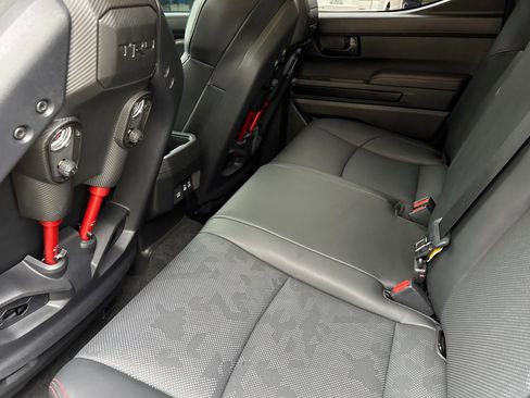 Used 2025 Toyota Tacoma TRD Pro image 12