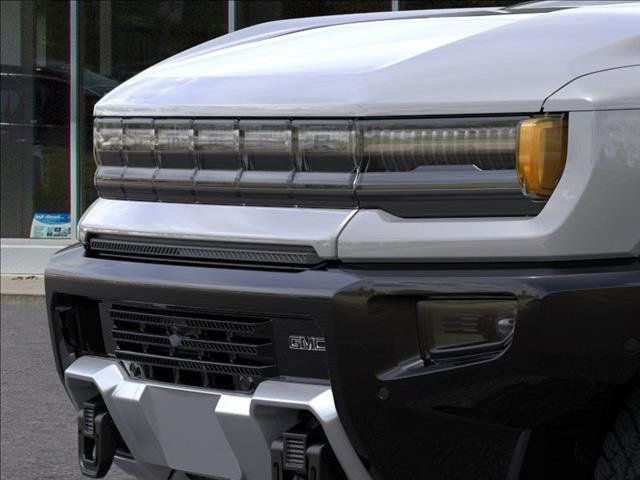 New 2024 GMC Hummer EV 2X w/ Extreme Off-Road Package AWD/4WD image 13