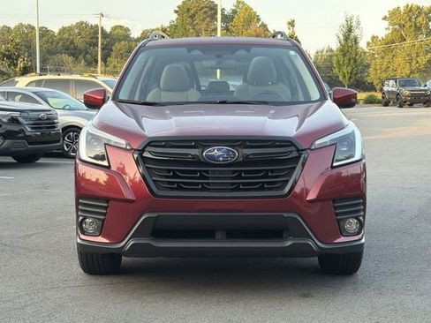 Used 2023 Subaru Forester Premium AWD/4WD image 8