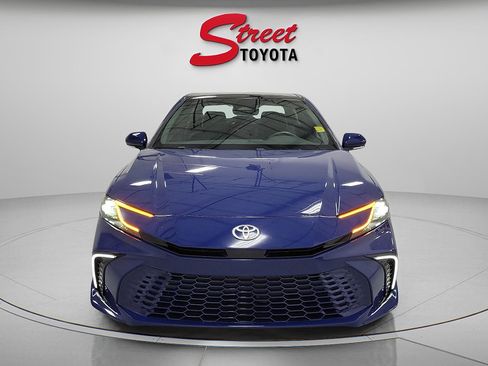Certified 2025 Toyota Camry XSE FWD image 6