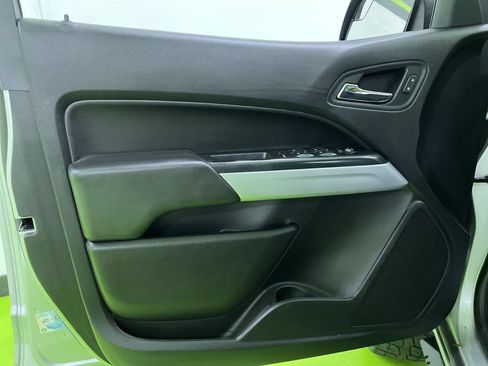 Used 2018 Chevrolet Colorado ZR2 AWD/4WD image 16