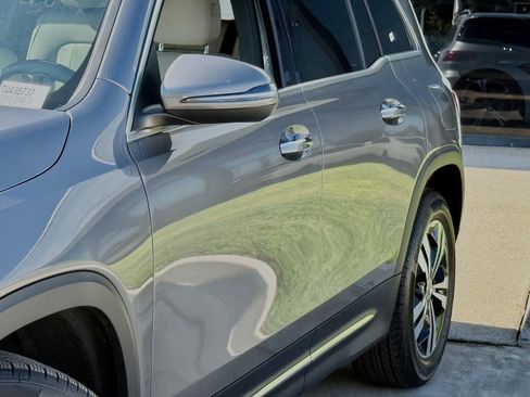 Used 2026 Mercedes-Benz GLB 250 image 4