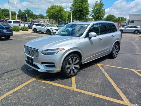 Used 2021 Volvo XC90 T6 Inscription w/ Advanced Package AWD/4WD image 9