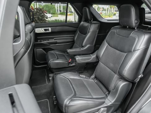 Used 2020 Ford Explorer ST w/ Premium Technology Package AWD/4WD image 19