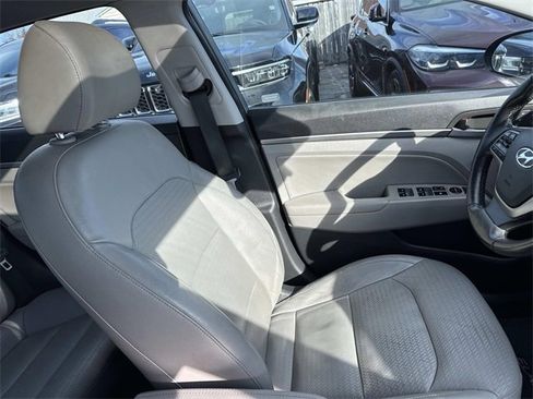 Used 2017 Hyundai Elantra Limited w/ Limited Ultimate Package 09 image 14