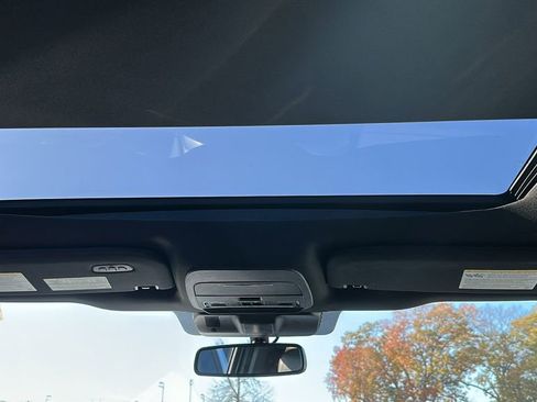 Used 2023 Ford F150 Platinum w/ Equipment Group 701A High image 15