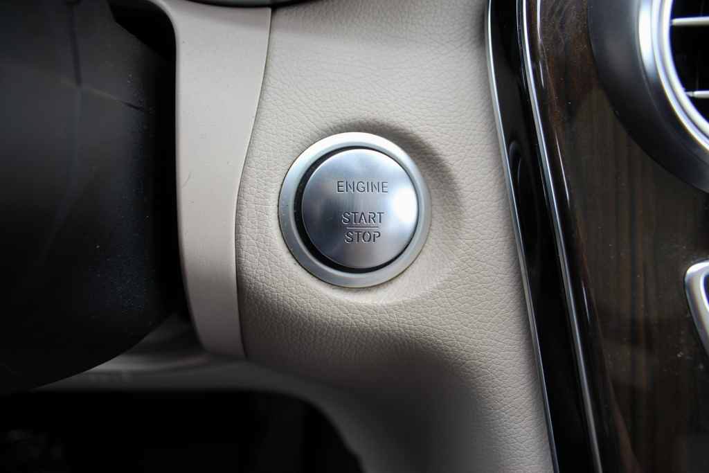 Used 2016 Mercedes-Benz GLC 300 4MATIC image 20
