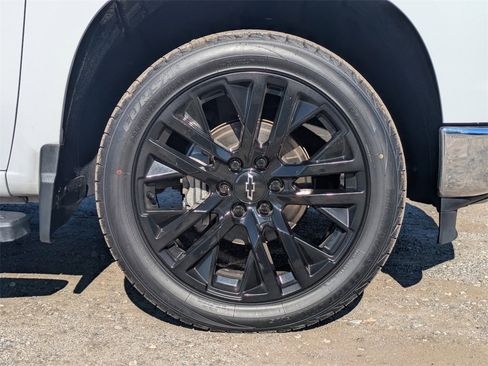 Used 2022 Chevrolet Silverado 1500 LTZ w/ LTZ Convenience Package II image 11