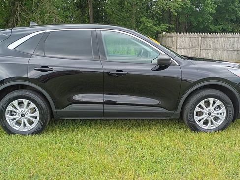 Used 2024 Ford Escape Active AWD/4WD image 8