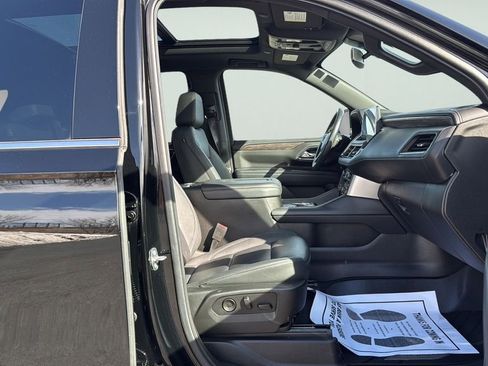 Used 2022 Chevrolet Tahoe LT image 14